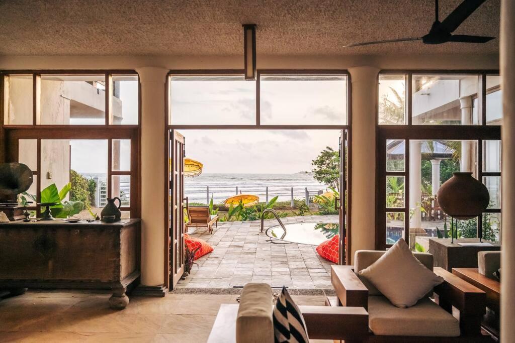 ווליגאמה Santi Beach House With Pool & Beach מראה חיצוני תמונה