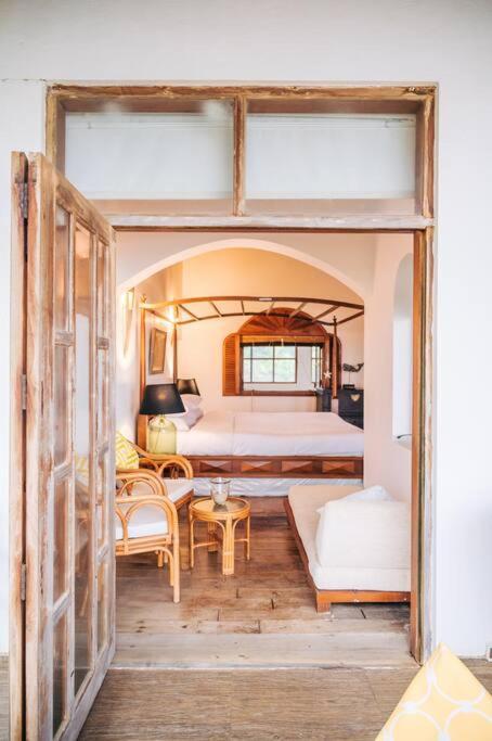 ווליגאמה Santi Beach House With Pool & Beach מראה חיצוני תמונה